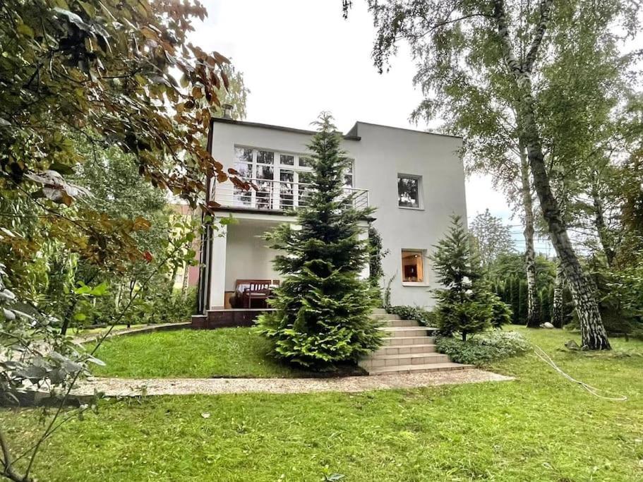 Beautiful Villa With Garden In Milanowek Dış mekan fotoğraf