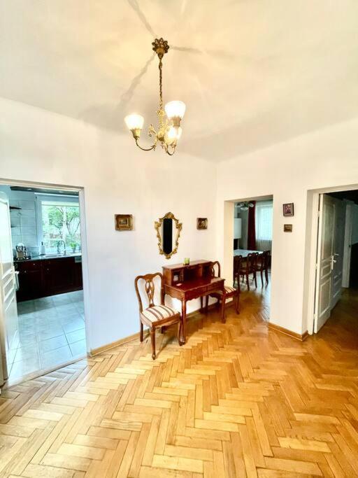 Beautiful Villa With Garden In Milanowek Dış mekan fotoğraf