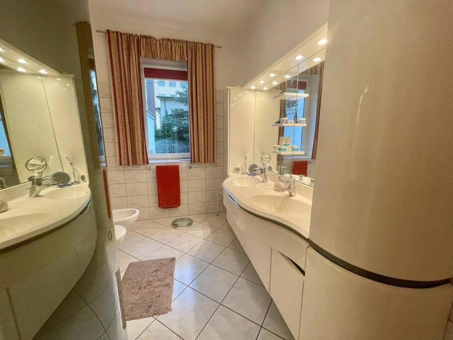 Beautiful Villa With Garden In Milanowek Dış mekan fotoğraf
